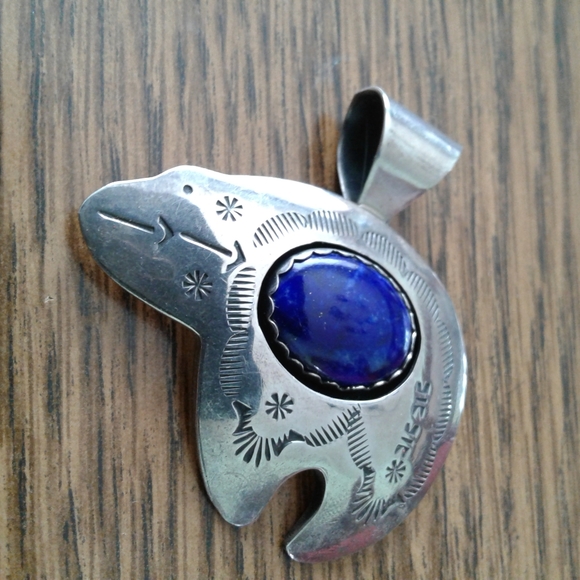 Vintage Navajo Native American Lapis Bear Pendant - Picture 3 of 9